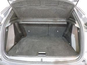 Peugeot 2008 Allure Hybrid 145 e-DCS6 - Foto 17