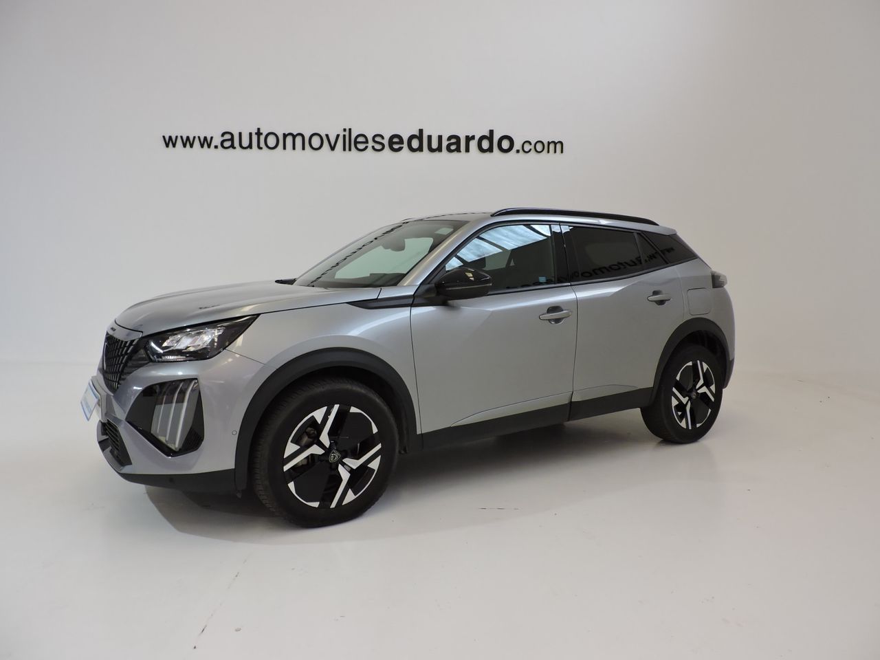 Peugeot 2008 Allure Hybrid 145 e-DCS6 - Foto 1
