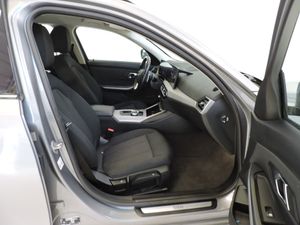 BMW Serie 3 318d Touring 48V Auto. - Foto 16