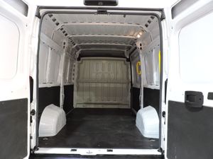Peugeot Boxer FURGON 2.2 BLUEHDI 120 S&S 330 L2H2 - Foto 15