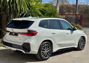 BMW X1 SDRIVE18D PAQUETE M  - Foto 9