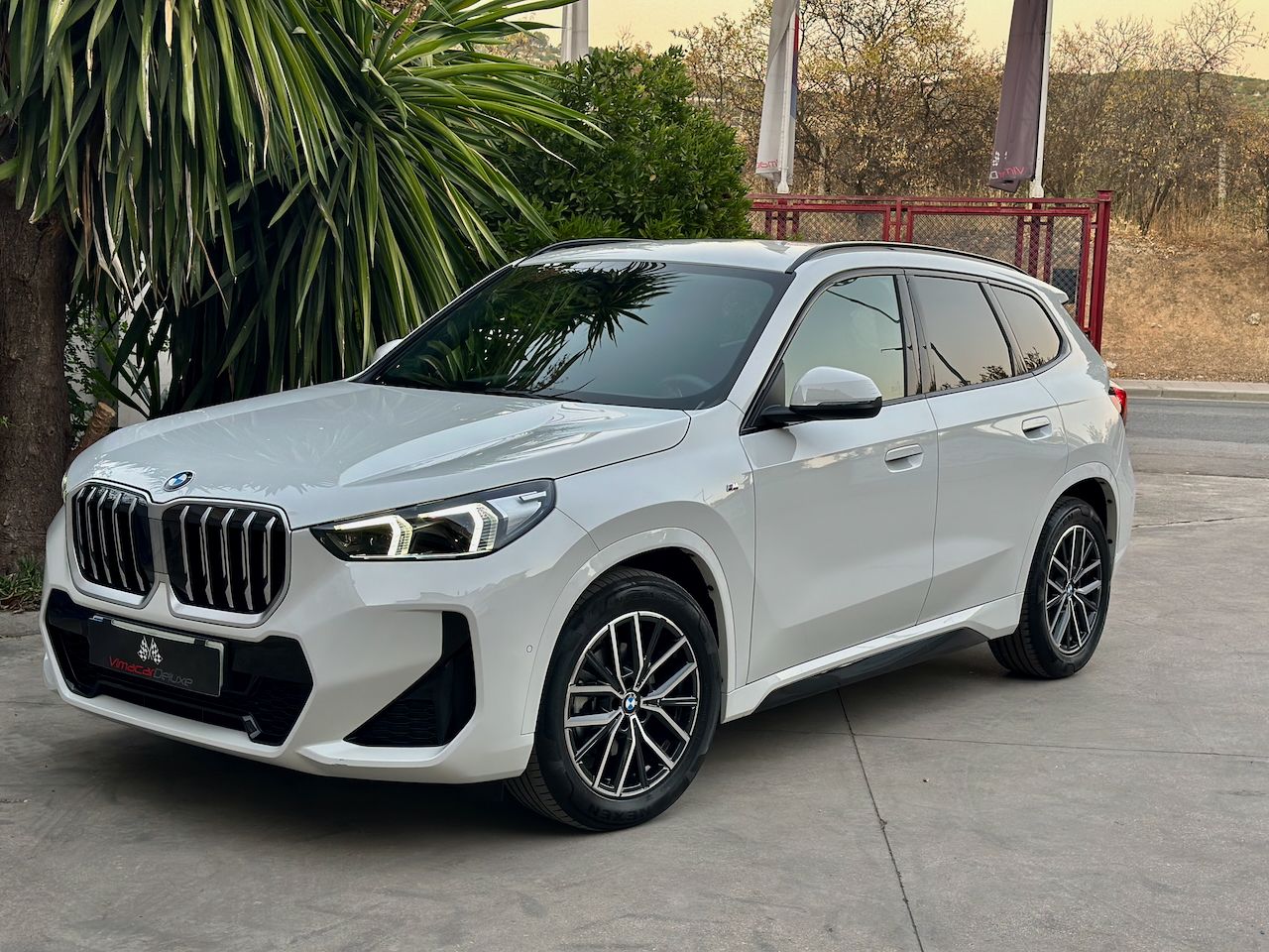 BMW X1 SDRIVE18D PAQUETE M  - Foto 1