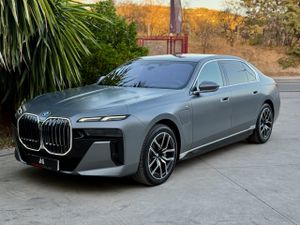 BMW Serie 7 750E XDRIVE M  - Foto 2