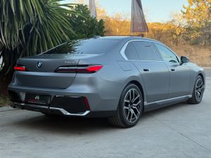 BMW Serie 7 750E XDRIVE M  - Foto 17