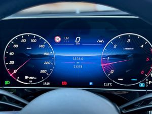 Mercedes Clase E E 220D AMG LINE - Foto 17