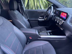 Mercedes GLA 200 d 8G-DCT AMG LINE - Foto 21