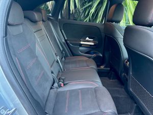 Mercedes GLA 200 d 8G-DCT AMG LINE - Foto 17