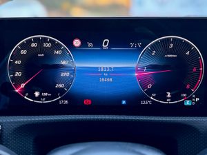 Mercedes Clase CLA CLA 220D AMG LINE - Foto 9