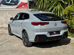 BMW X2 SDRIVE18D PAQ. M - Foto 7