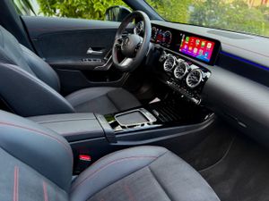 Mercedes Clase CLA 200 AMG LINE - Foto 34