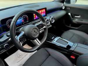 Mercedes Clase CLA 200 AMG LINE - Foto 32
