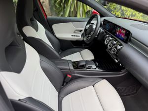 Mercedes Clase A A180 D AMG LINE - Foto 3