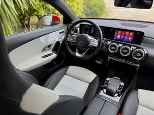 Mercedes Clase A A180 D AMG LINE - Foto 3