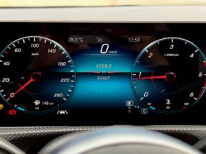 Mercedes Clase A A180 D AMG LINE - Foto 17