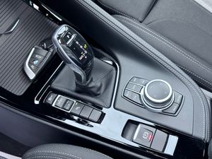 BMW X2 SDRIVE18I AUTO. TECHO PANORAMICO - Foto 23