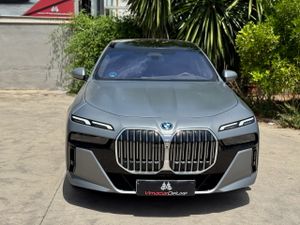 BMW Serie 7 750e xDrive THEATRE SCRREN - Foto 38