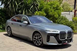 BMW Serie 7 750e xDrive THEATRE SCRREN - Foto 5