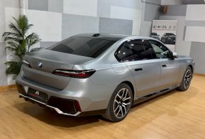 BMW Serie 7 750e xDrive THEATRE SCRREN - Foto 8
