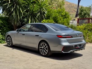 BMW Serie 7 750e xDrive THEATRE SCRREN - Foto 36