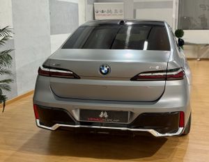 BMW Serie 7 750e xDrive THEATRE SCRREN - Foto 6