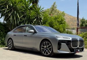 BMW Serie 7 750e xDrive THEATRE SCRREN - Foto 37