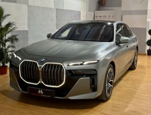 BMW Serie 7 750e xDrive THEATRE SCRREN - Foto 28