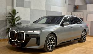 BMW Serie 7 750e xDrive THEATRE SCRREN - Foto 5