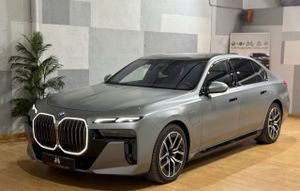 BMW Serie 7 750e xDrive THEATRE SCRREN - Foto 26