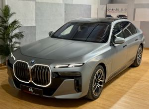 BMW Serie 7 750e xDrive THEATRE SCRREN - Foto 30