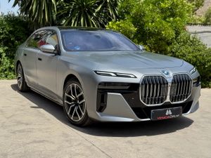 BMW Serie 7 750e xDrive THEATRE SCRREN - Foto 42