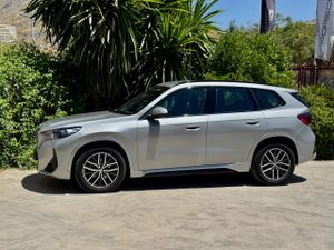 BMW X1 sDrive18d PAQUETE M - Foto 3