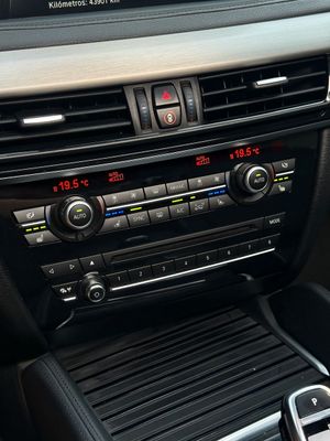 BMW X6 xDrive40d - Foto 21