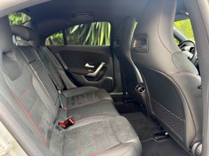 Mercedes CLA 220 d Coupé AMG LINE - Foto 15