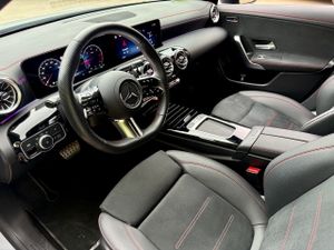 Mercedes CLA 220 d Coupé AMG LINE - Foto 11