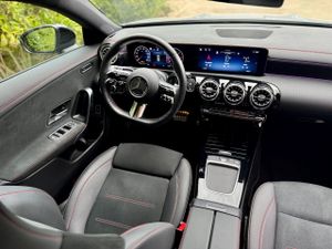 Mercedes CLA 220 d Coupé AMG LINE - Foto 12