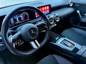 Mercedes Clase CLA 200 AMG LINE - Foto 13