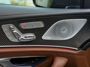 Mercedes AMG-GT  53 4MATIC+ 4 puertas Coupé - Foto 28