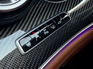 Mercedes AMG-GT  53 4MATIC+ 4 puertas Coupé - Foto 29