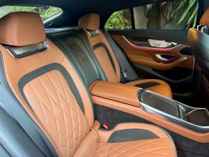 Mercedes AMG-GT  53 4MATIC+ 4 puertas Coupé - Foto 18