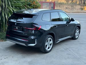 BMW X1 SDRIVE18D TECHO PANORAMICO - Foto 32