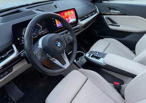 BMW X1 SDRIVE18D TECHO PANORAMICO - Foto 16