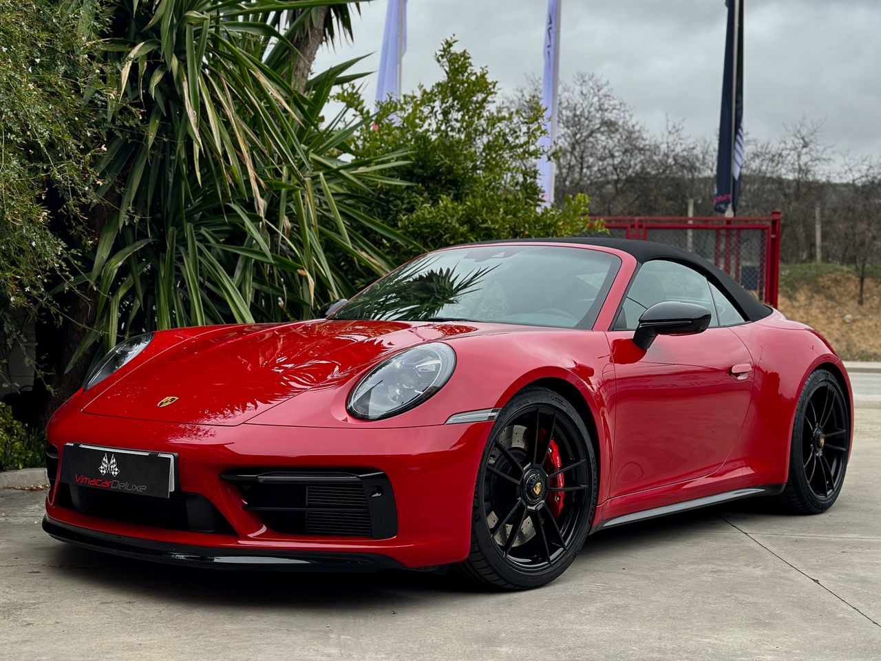 Porsche 911 Carrera GTS Cabrio   - Foto 1
