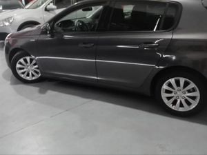 Peugeot 308 5p Allure PureTech 110 SS 6 Vel. MAN - Foto 5