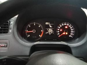 Volkswagen Polo 1.6 TDI 90cv DSG Advance - Foto 12