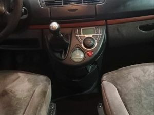 Citroën C8 2.2i 16v Premier - Foto 11