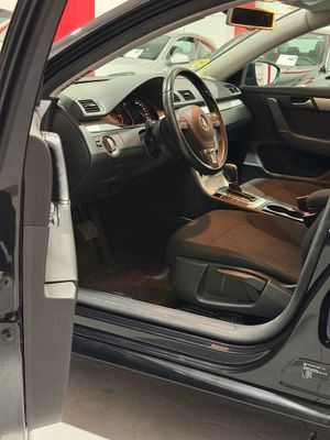 Volkswagen Passat 2.0 TDI 140 DSG Highline BlueMotion Tech - Foto 14