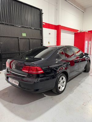 Volkswagen Passat 2.0 TDI 140 DSG Highline BlueMotion Tech - Foto 8