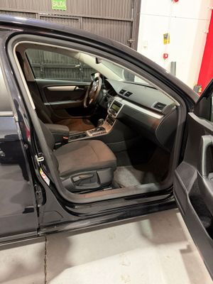 Volkswagen Passat 2.0 TDI 140 DSG Highline BlueMotion Tech - Foto 15