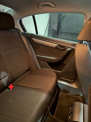 Volkswagen Passat 2.0 TDI 140 DSG Highline BlueMotion Tech - Foto 19