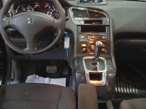 Peugeot 5008 Active 1.6 eHDI 115 FAP CMP Blue Lion - Foto 10